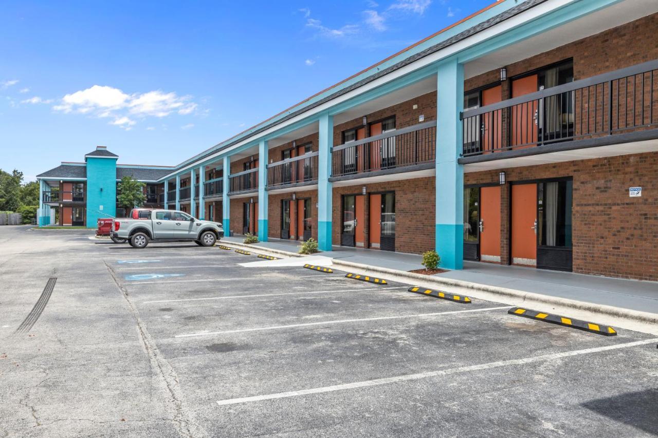 Garnet Inn & Suites, Morehead City Near Atlantic Beach Eksteriør bilde