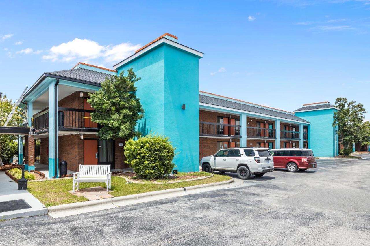 Garnet Inn & Suites, Morehead City Near Atlantic Beach Eksteriør bilde