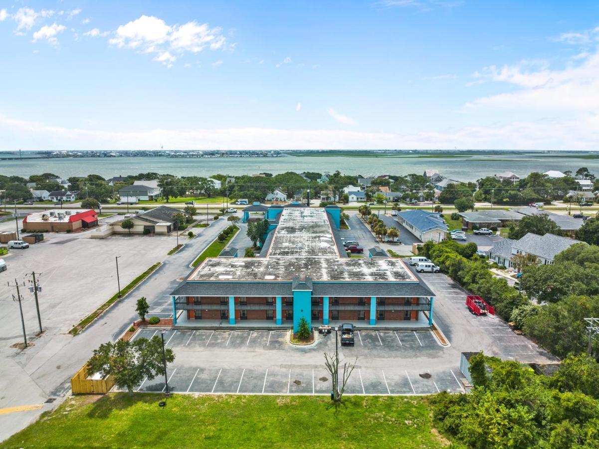 Garnet Inn & Suites, Morehead City Near Atlantic Beach Eksteriør bilde