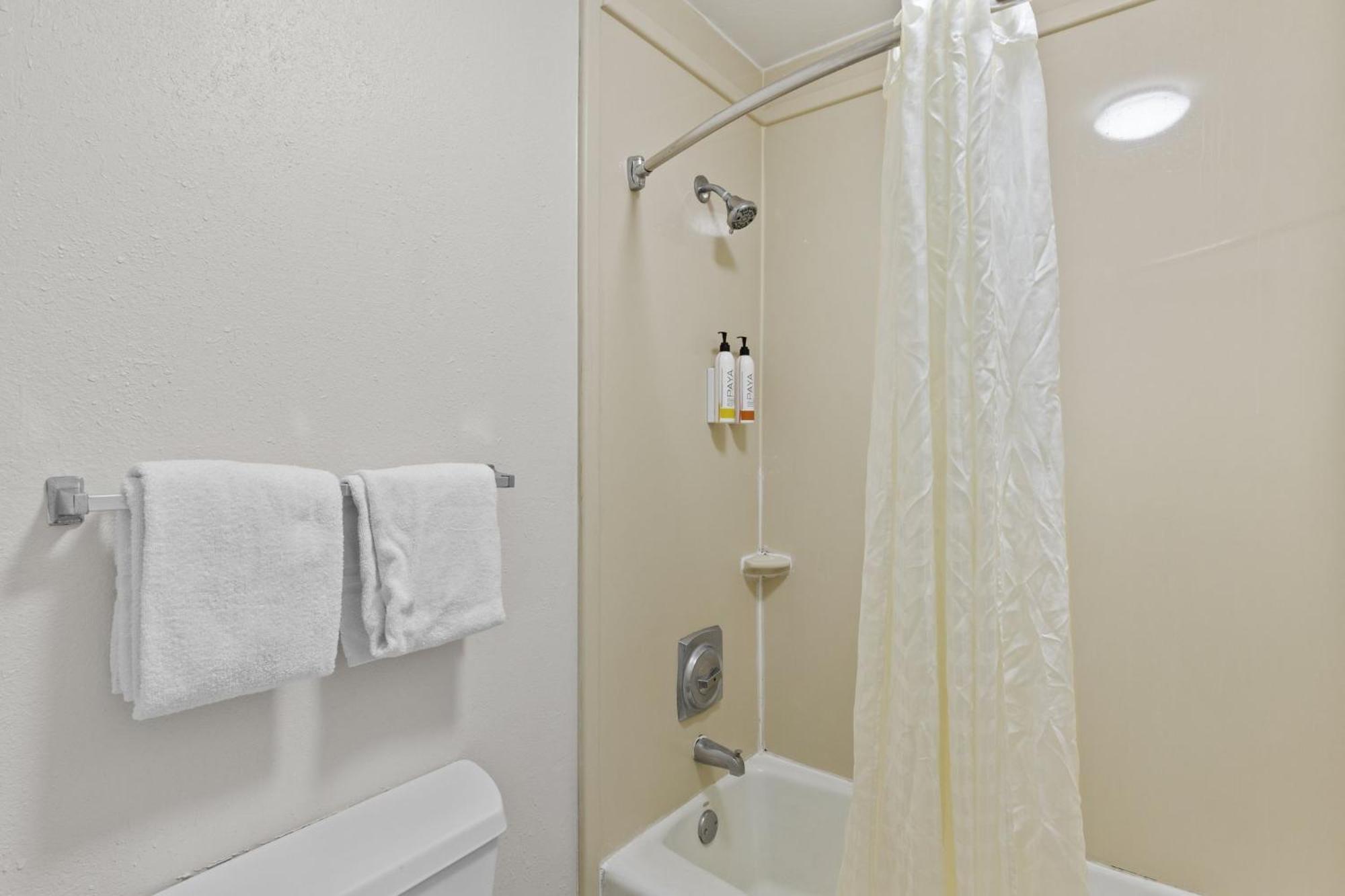 Garnet Inn & Suites, Morehead City Near Atlantic Beach Eksteriør bilde